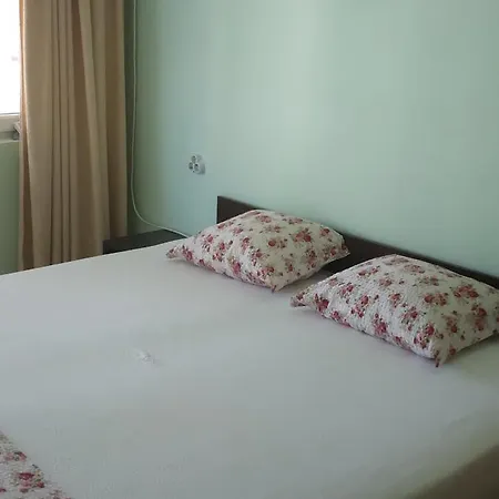 Stoyanovi Pensjonat Czernomorec